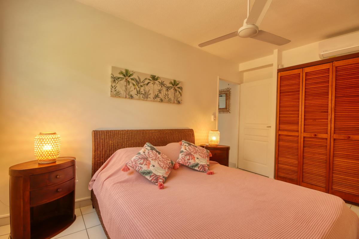 chambre 2 location appartement 6 personnes Anse Mitan Martinique